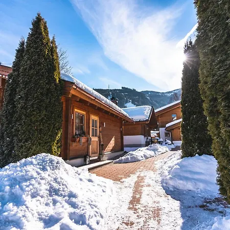 Dorfchalets - Dora Inkl Tauern Therme Eintritt & Sommerkarte *